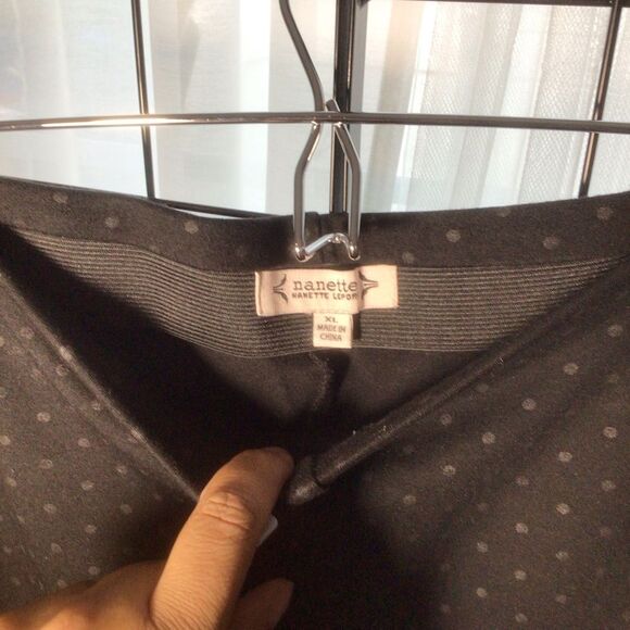 Nanette Lepore pull on stretch polka dot pants EUC - Picture 3 of 8